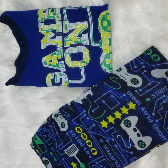 Used kid boy pj bundle - Picture 3 of 10